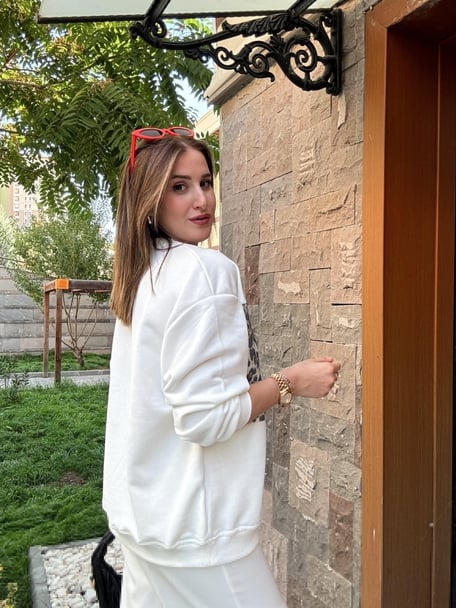 Leopard Denim Garnish SweatShirt - WHITE