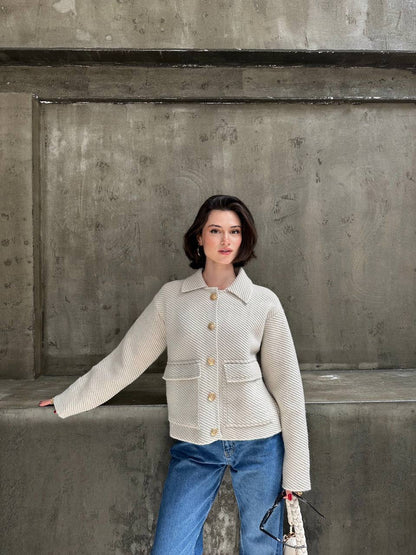 Beige Buttoned Jacket
