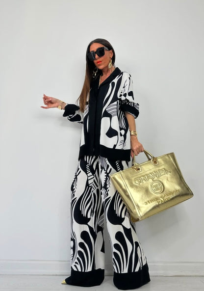 Black x White Set