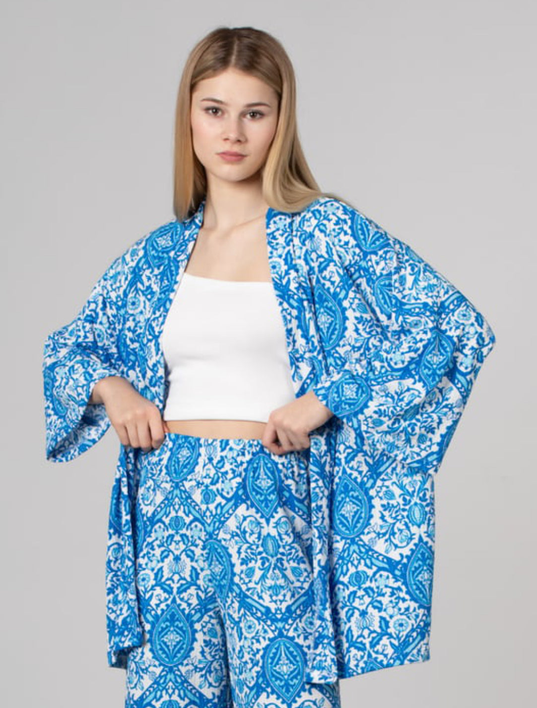 Blue x White Printed Kimono