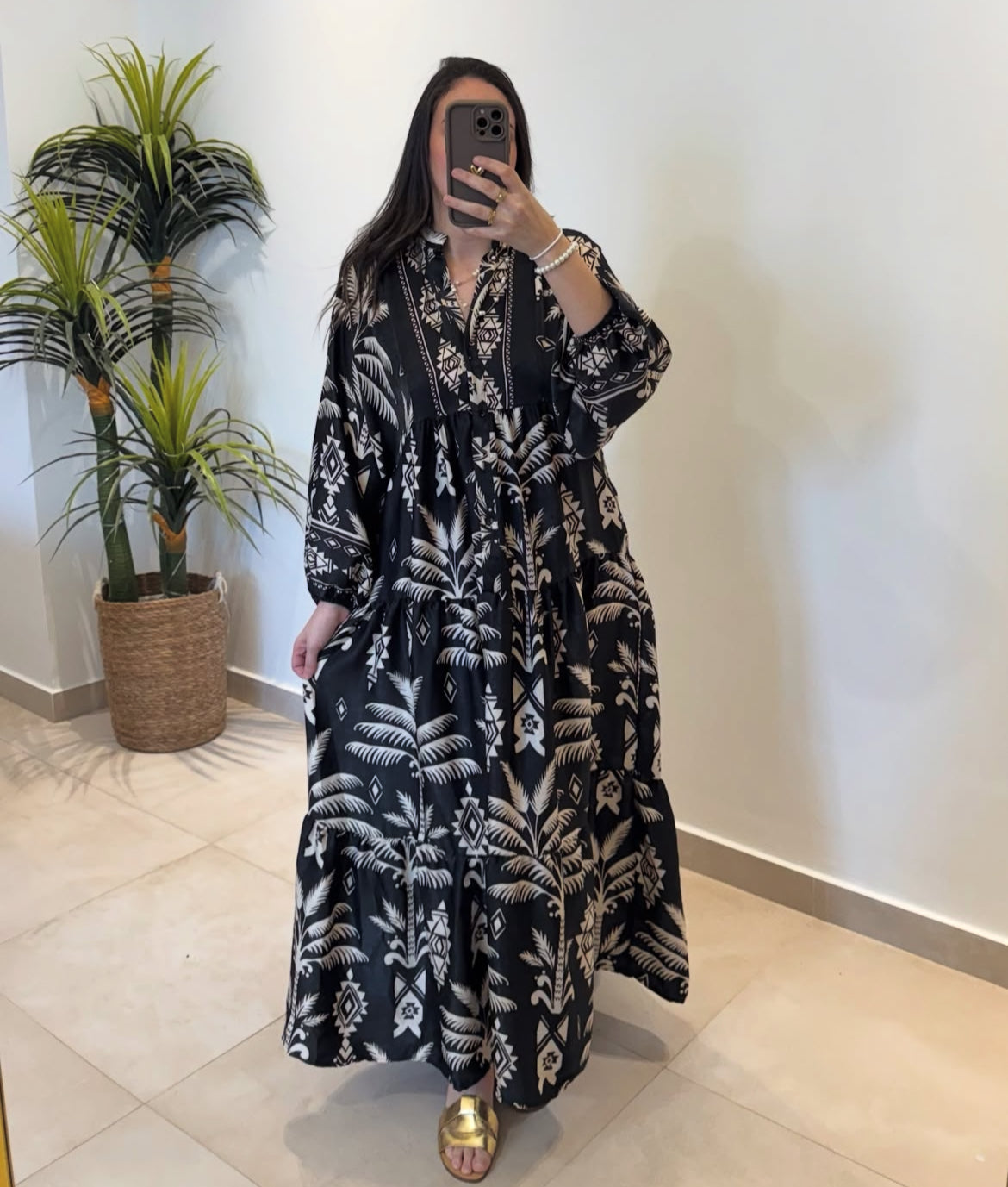 Black x Beige Dress (Pre-Order 10 Days)
