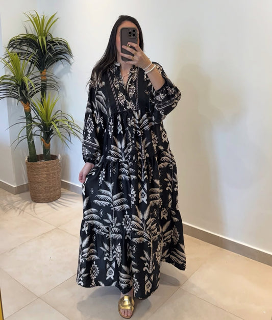Black x Beige Dress (Pre-Order 10 Days)