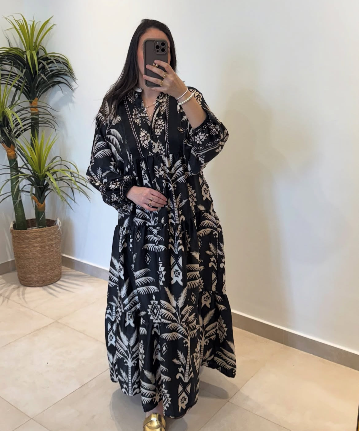 Black x Beige Dress (Pre-Order 10 Days)