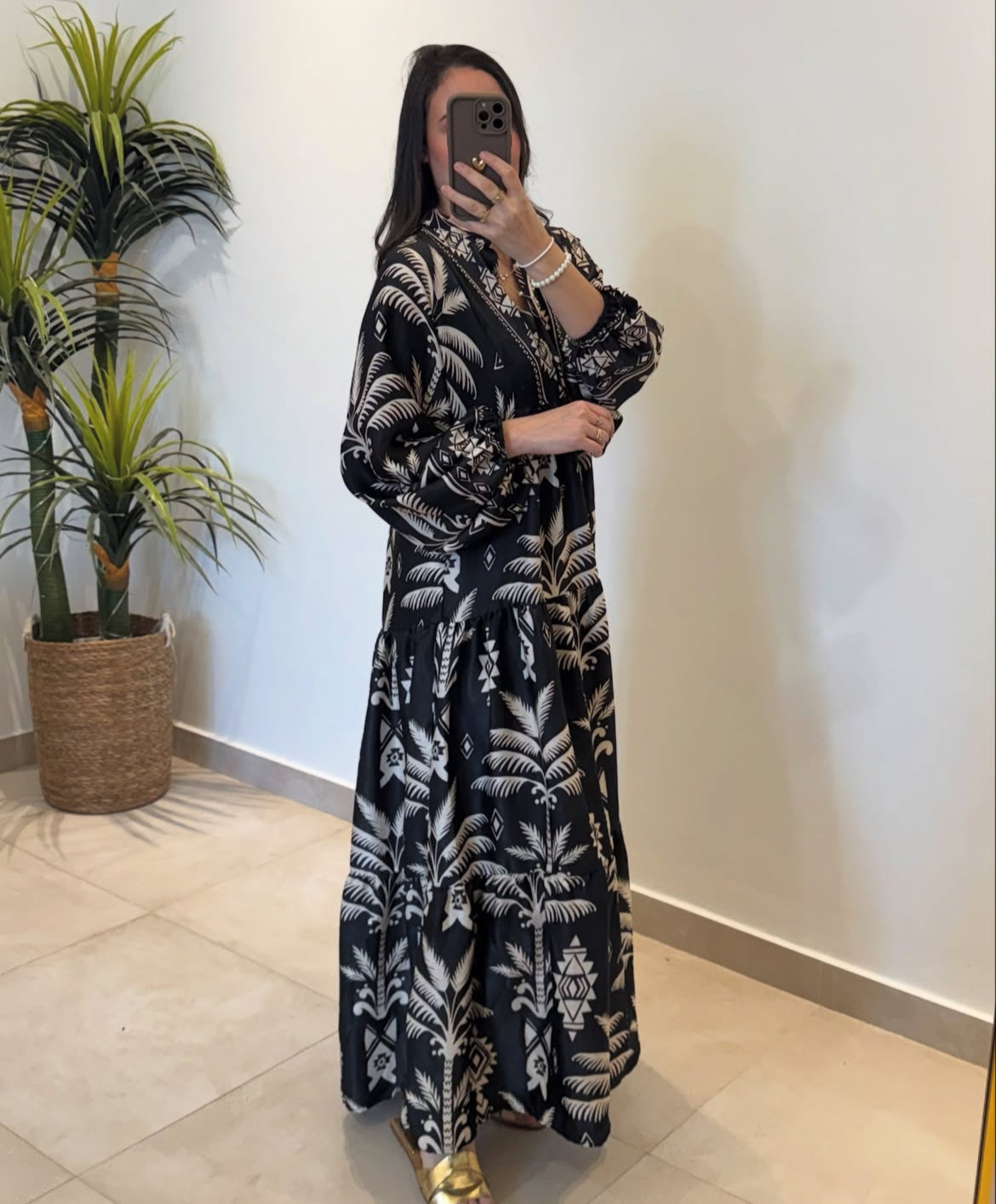 Black x Beige Dress (Pre-Order 10 Days)