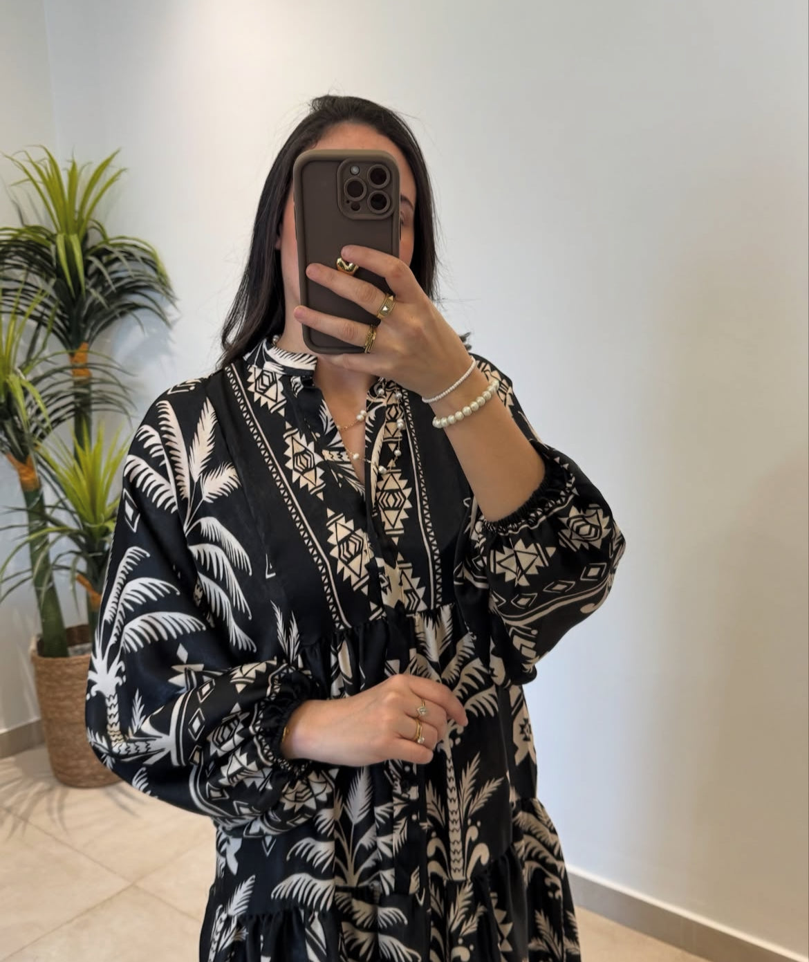 Black x Beige Dress (Pre-Order 10 Days)