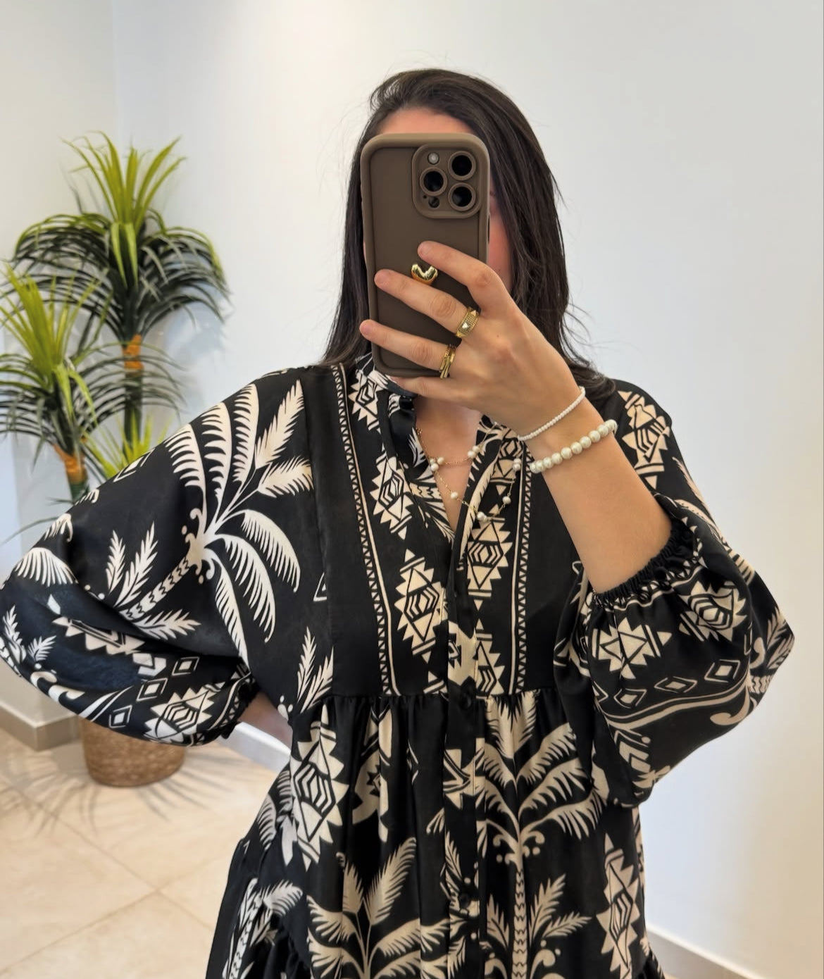 Black x Beige Dress (Pre-Order 10 Days)