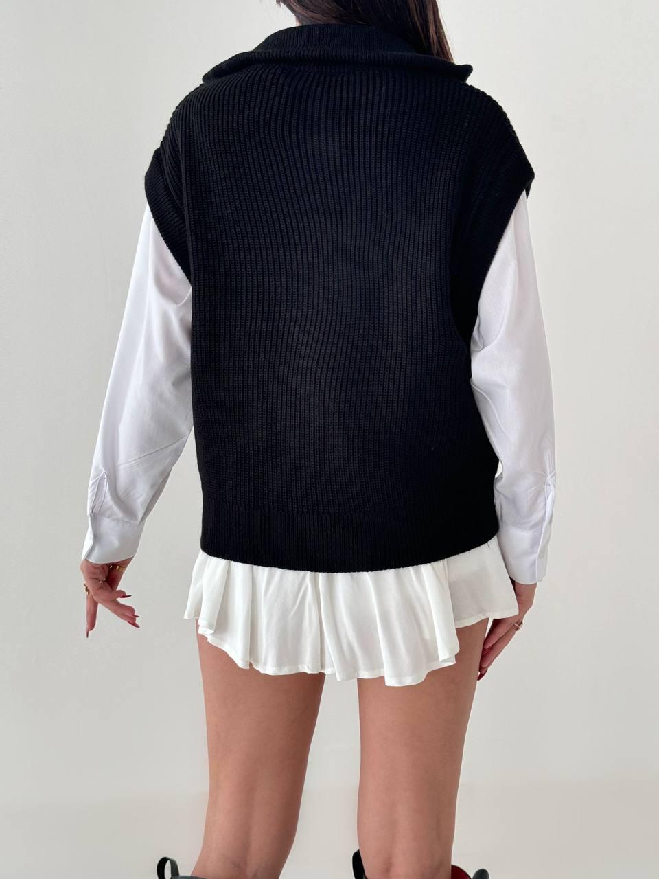 High collar regular fit vest